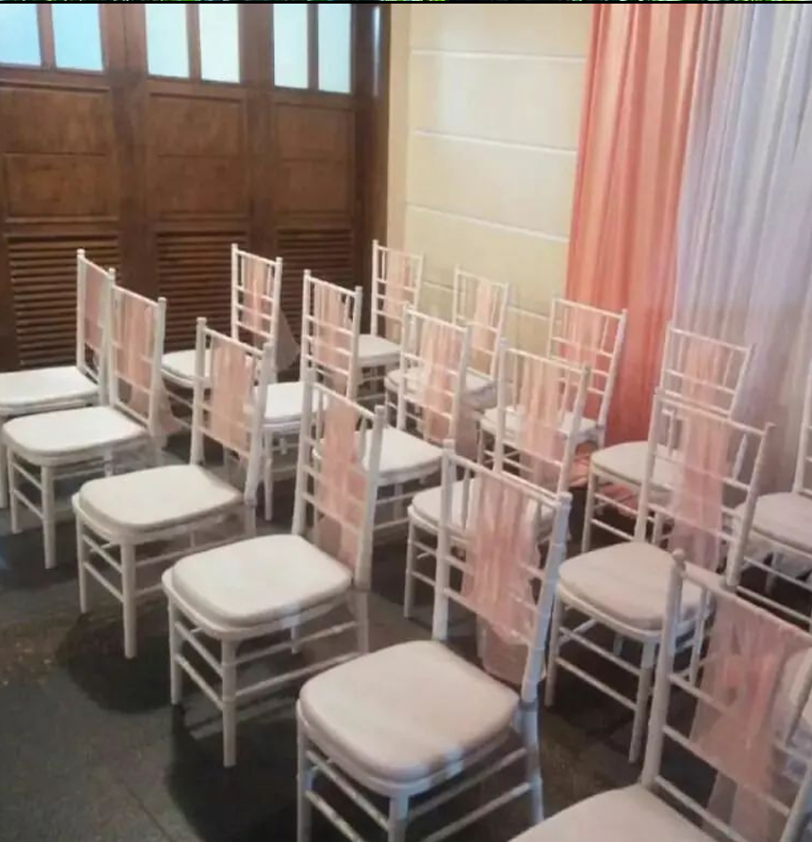 Sewa Kursi Tiffany Jakarta – Pilihan Elegan untuk Acara Spesial Anda