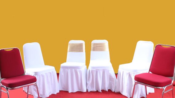 Sewa Cover Kursi Futura – Percantik Tampilan Acara Anda