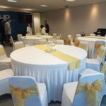 Sewa Round Table Jakarta – Meja Bundar Elegan untuk Segala Acara