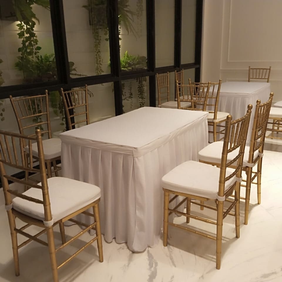 Sewa Taplak Meja Terdekat – Lengkapi Acara Anda dengan Sentuhan Elegan