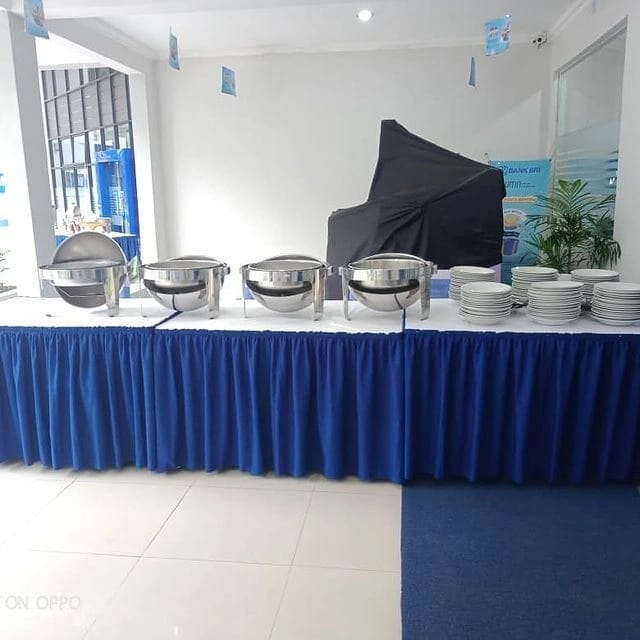 Sewa Taplak Meja Prasmanan – Penunjang Tampilan Elegan dan Rapi untuk Acara Anda