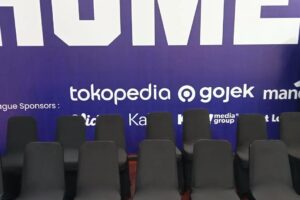 Rental Kursi Murah 2025 – Lengkap untuk Acara Pernikahan, Hajatan & Event