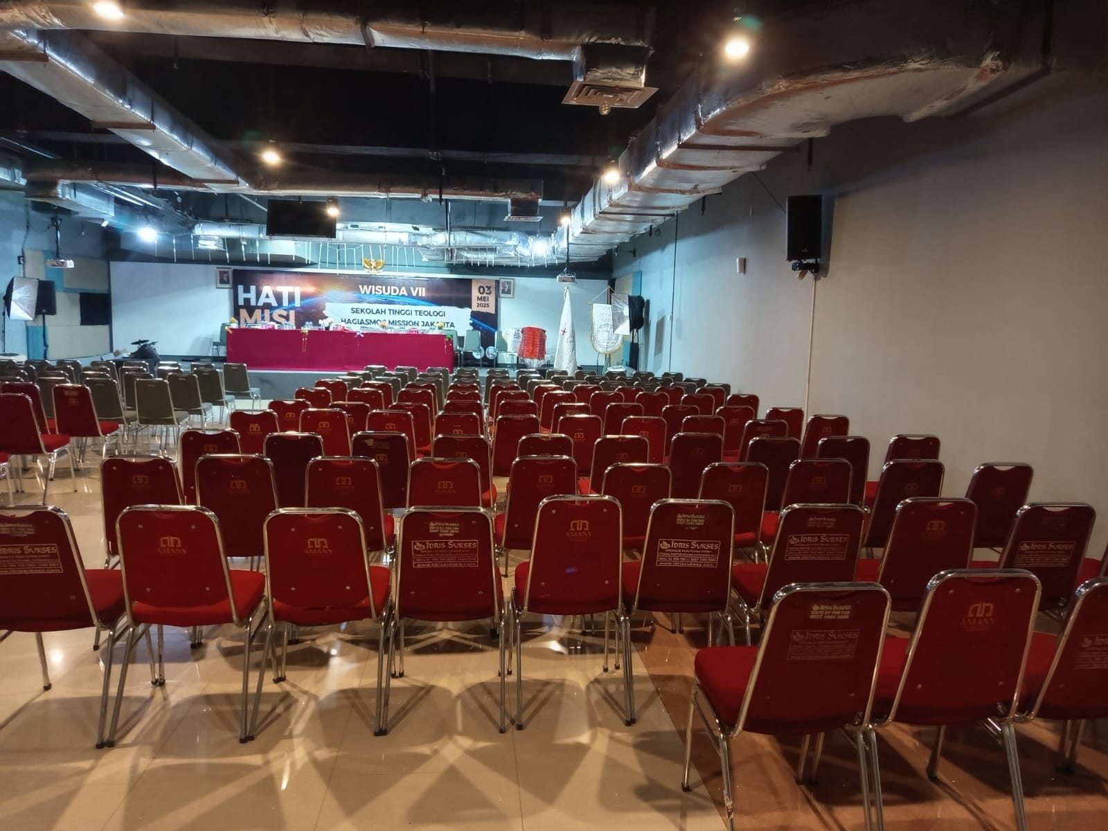 Sewa Kursi Jakarta Pusat – Solusi Praktis untuk Berbagai Acara