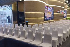 Sewa Kursi Futura Terdekat dari Lokasi Anda untuk Acara Pesta & Event