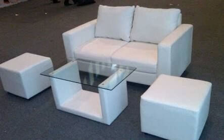 Sewa Sofa – Pilihan Elegan untuk Acara Formal dan Santai