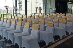 Sewa Kursi Event – Solusi Nyaman dan Praktis untuk Acara Anda