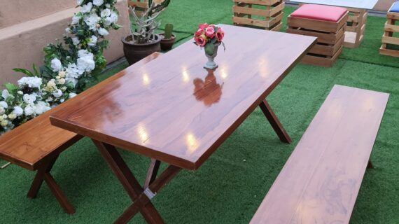 Sewa Kursi Kayu Panjang 2025 – Solusi Praktis & Elegan untuk Acara Anda