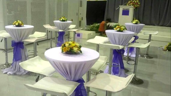 Sewa High Table Jakarta – Elegan, Praktis & Stylish untuk Acara Anda
